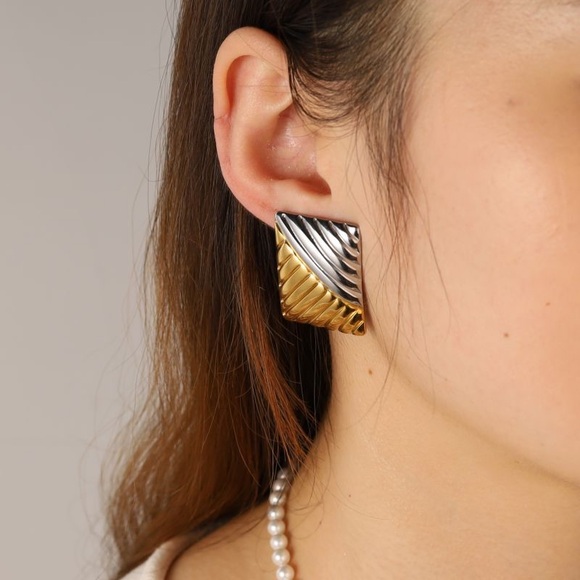 NEW💎Two Tone Rectangular Earrings*Statement Earrings* - Picture 5 of 6